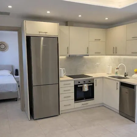 빌라 Downtown Skala Retreat Private Pool Prime Location *