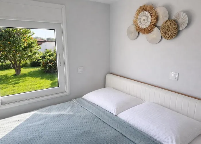 빌라 Downtown Skala Retreat Private Pool Prime Location